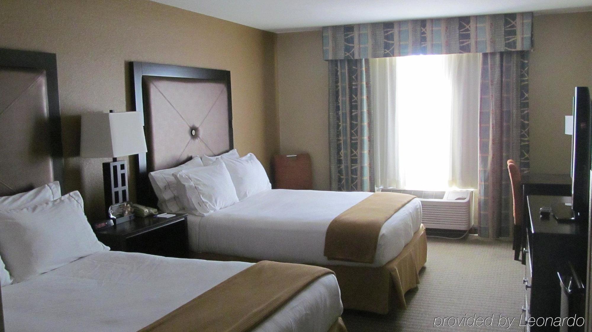 Holiday Inn Express Hotel & Suites Lexington By Ihg מראה חיצוני תמונה